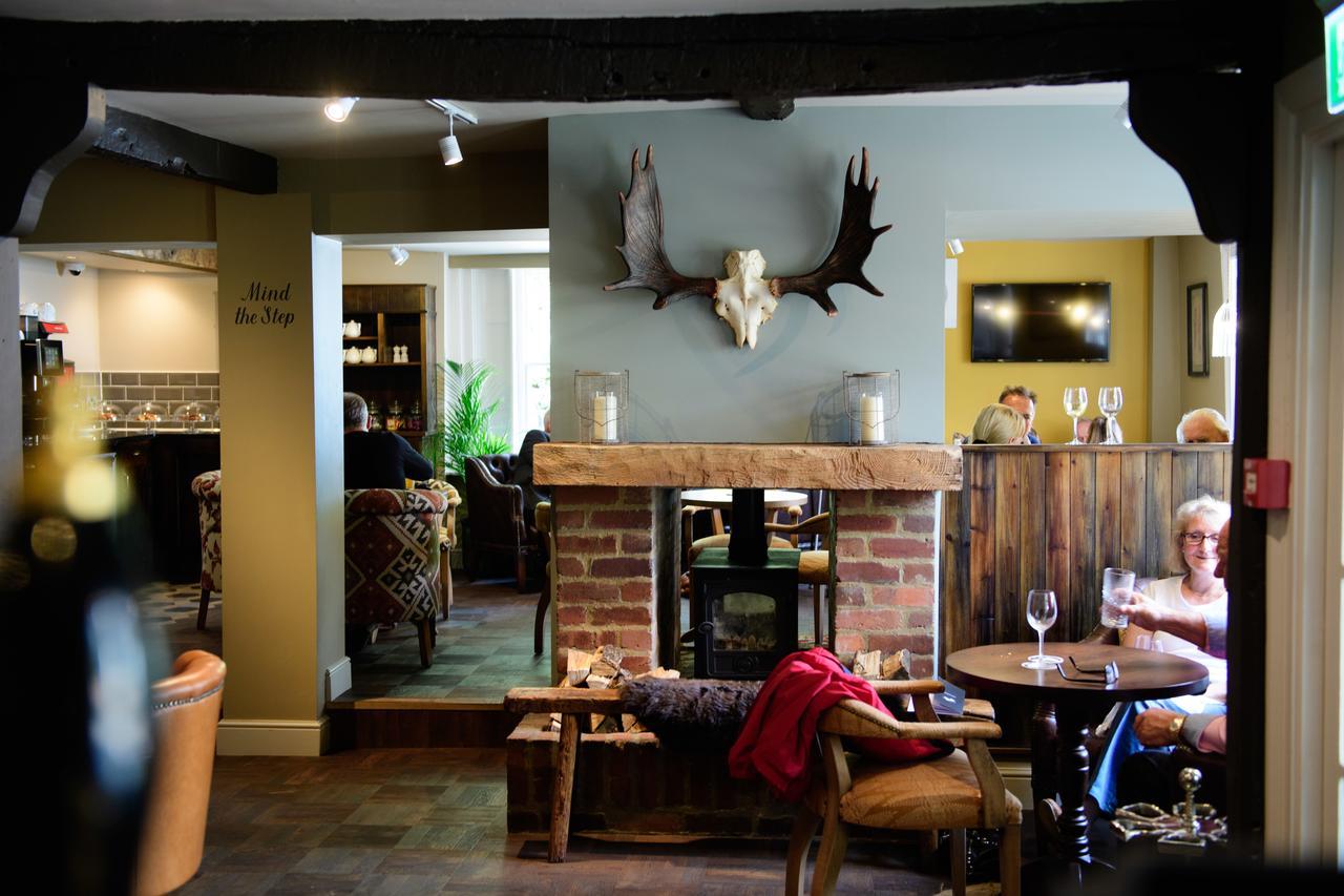 The White Horse Hotel Hertingfordbury Kültér fotó