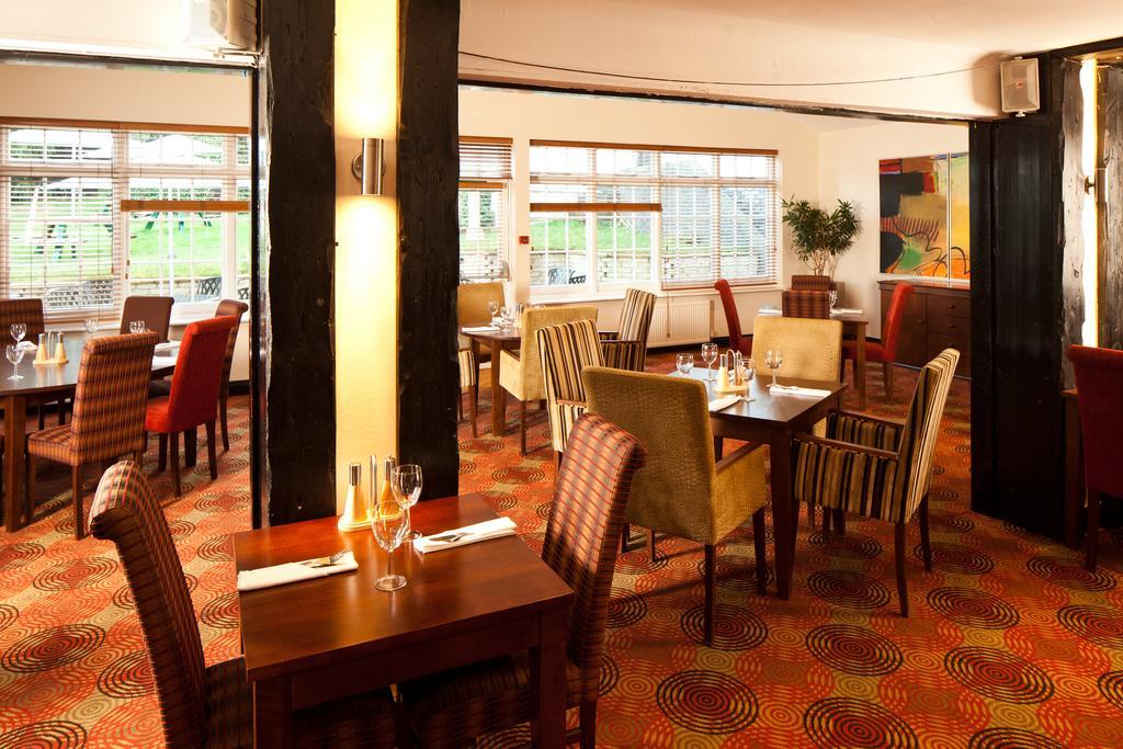 The White Horse Hotel Hertingfordbury Kültér fotó