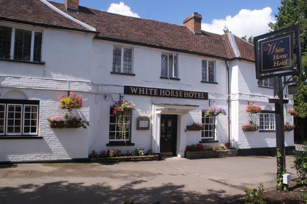 The White Horse Hotel Hertingfordbury Kültér fotó